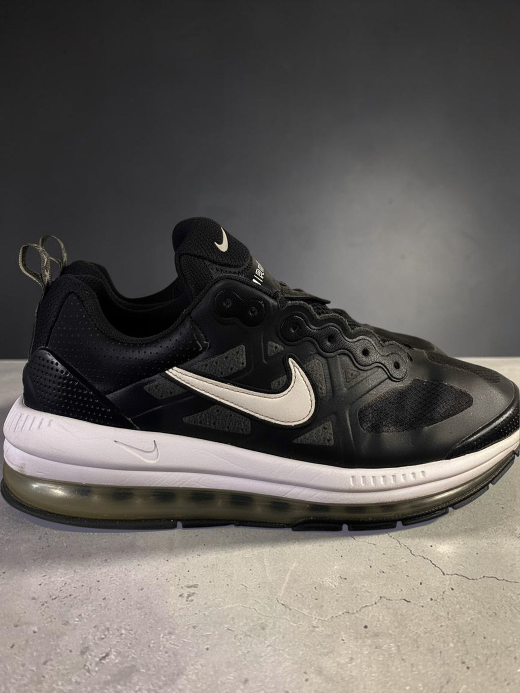NIKE AIR MAX FULL-LENGTH CUSHIONING RUNNERS