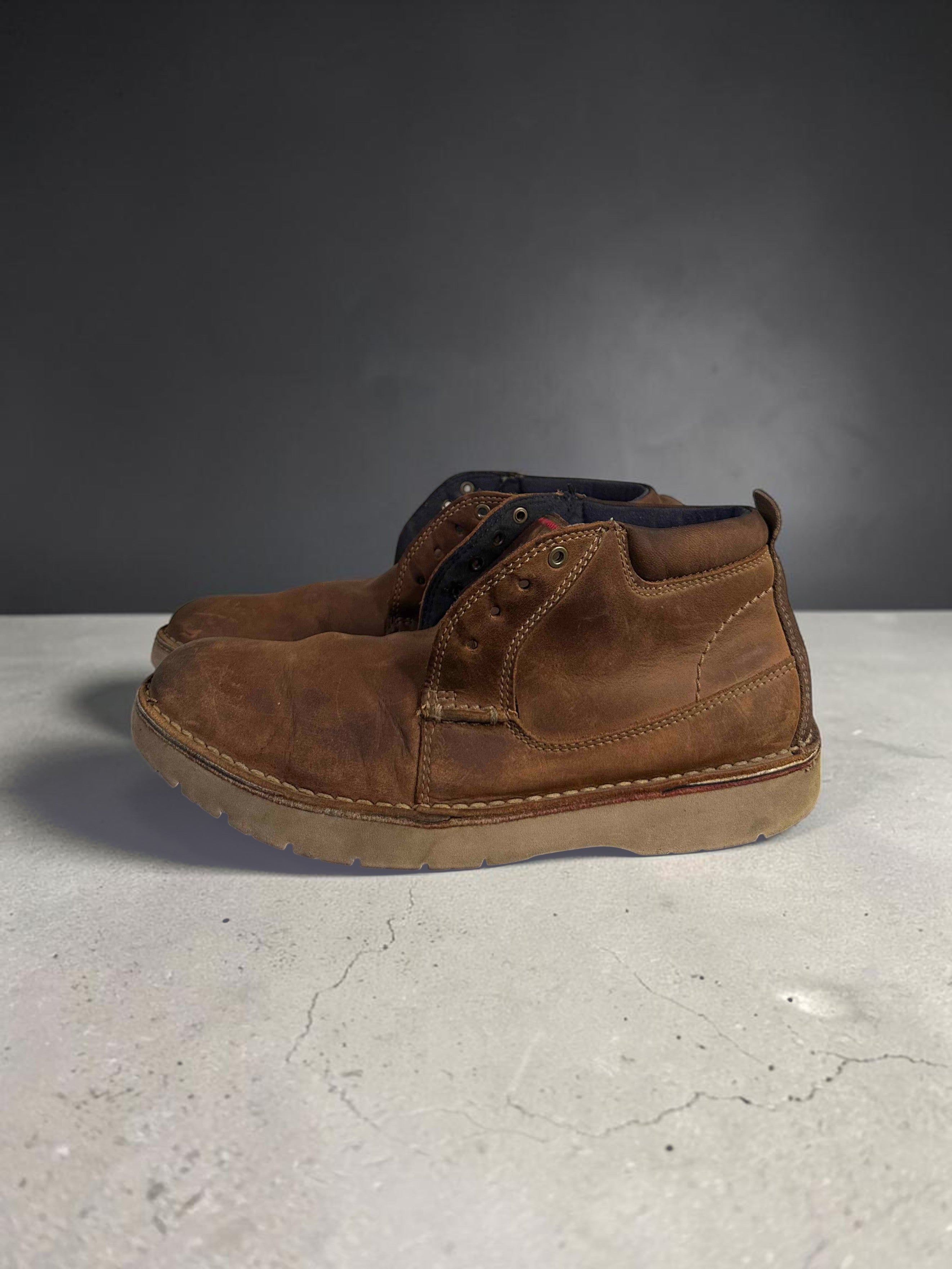 HERITAGE GENUINE LEATHER CHUKKA BOOTS