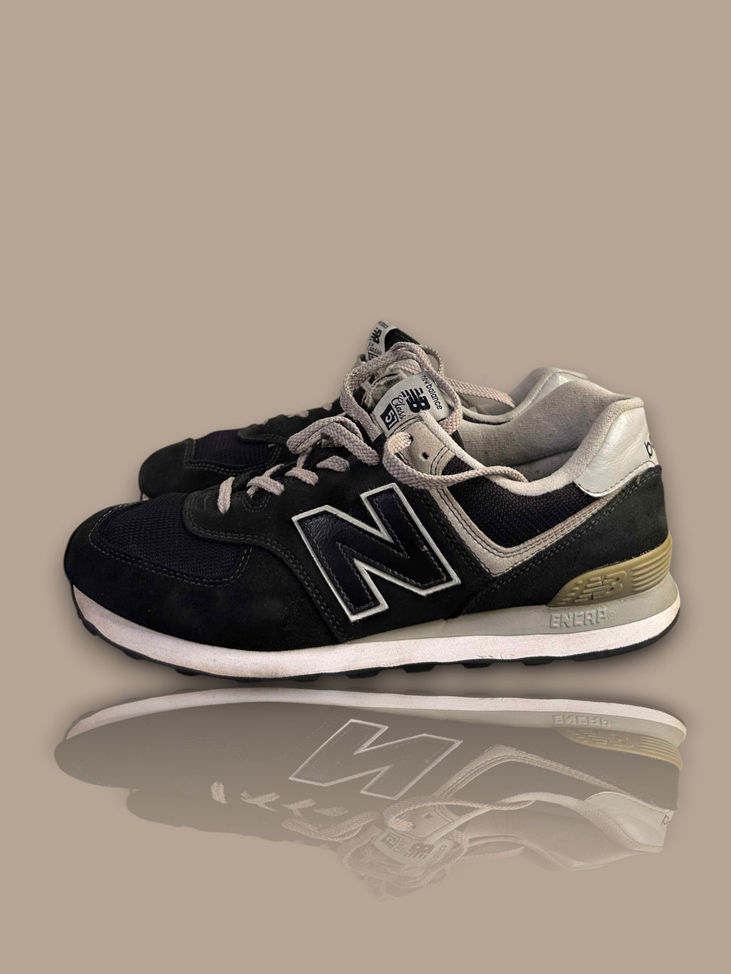 NEW BALANCE 574 "CLASSIC" RUNNERS