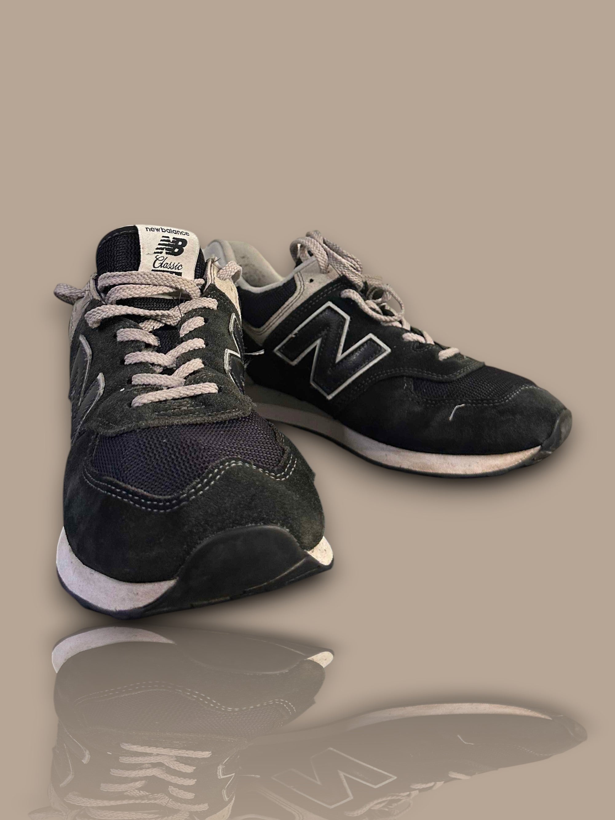 NEW BALANCE 574 "CLASSIC" RUNNERS